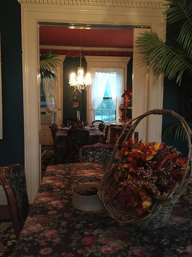 Annie Wiggins Guest House ガリーナ エクステリア 写真