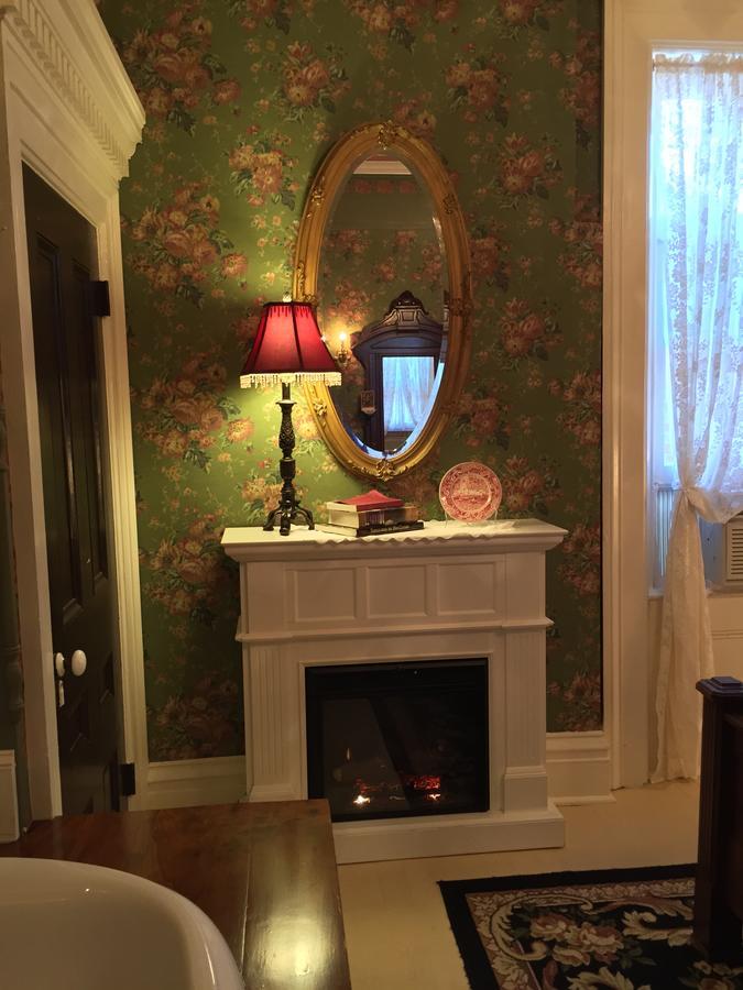 Annie Wiggins Guest House ガリーナ エクステリア 写真